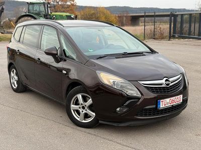 Braun Gebraucht 2013 Opel Zafira Tourer Edition Van / Kleinbus | 4.999 € (Guter Preis)