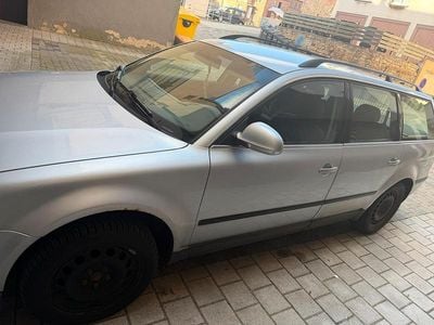 Gebraucht VW Passat 131 PS (96 kW) 2004 Silber Kombi