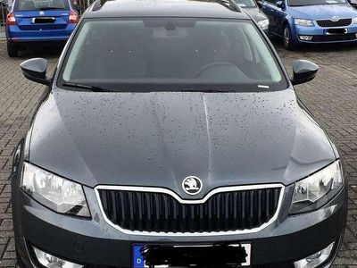Gebraucht 2015 Skoda Octavia Ambition Kombi | 11.500 € (Etwas zu teuer)