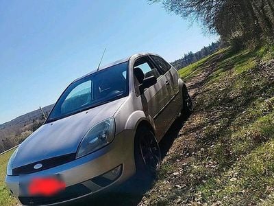 Gebraucht Ford Fiesta 60 PS (44 kW) 2004 Kleinwagen