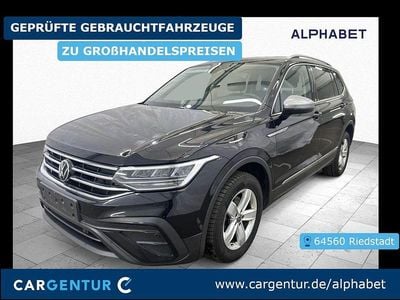 Gebraucht VW Tiguan Allspace Life 150 PS (110 kW) 2023 Deep black perleffekt SUV
