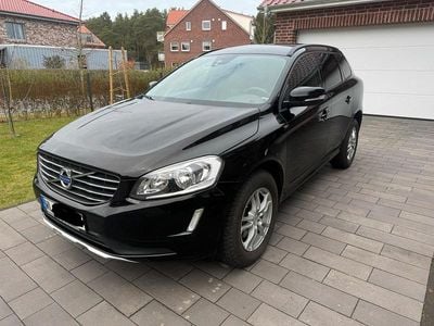 Schwarz Gebraucht 2014 Volvo XC60 SUV | 13.900 € (Fairer Preis)