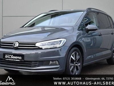 Gebraucht VW Touran Comfortline 150 PS (110 kW) 2024 Delfingrau Van / Kleinbus