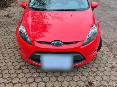 Begagnad Ford Fiesta 60 HK (44 kW) 2009 Röd Halvkombi