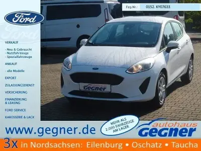 Gebraucht Ford Fiesta Trend 71 PS (52 kW) 2019 Frostweiß Kleinwagen