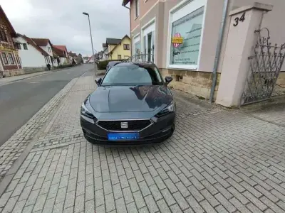 Second-hand Seat Leon Style 150 CP (110 kW) 2024 Gri Break