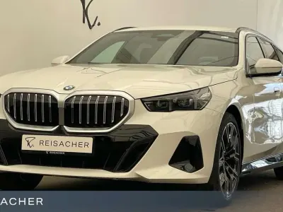 Neu BMW 520 Performance 197 PS (144 kW) 2026 Alpinweiß uni Kombi