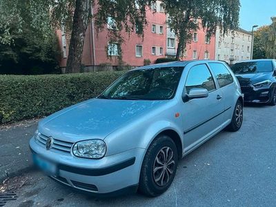 VW Golf IV