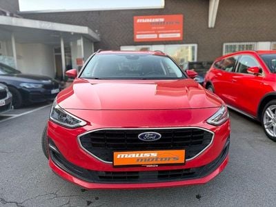 Gebraucht Ford Focus Cool & Connect 120 PS (88 kW) 2022 Rot Limousine