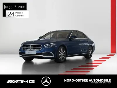 Gebraucht Mercedes E300 Exclusive 265 PS (194 kW) 2023 Blau Limousine