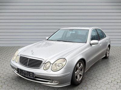Mercedes E320