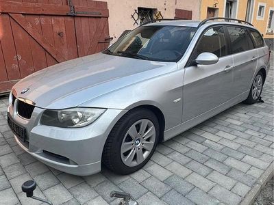 Gebraucht BMW 320 163 PS (119 kW) 2006 Silber Kombi