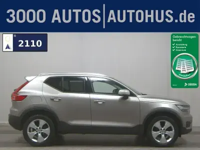 Używany Volvo XC40 Momentum 163 KM (119 kW) 2022 Szary SUV