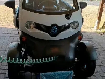 Gebraucht Renault Twizy 12 kW (17 PS) 2012 Weiß Kleinwagen