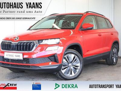 Gebraucht Skoda Karoq Tour 150 PS (110 kW) 2023 Rot SUV