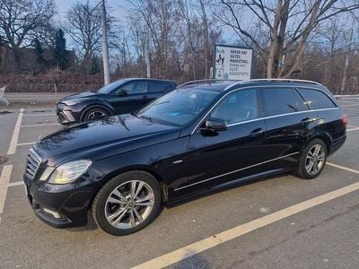 Gebraucht Mercedes E350 Avantgarde 231 PS (169 kW) 2010 Schwarz Limousine