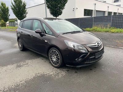 Braun Gebraucht 2016 Opel Zafira Tourer Business Innovation Van / Kleinbus | 8.900 € (Fairer Preis)