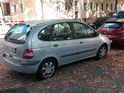 Gebraucht Renault Scénic 107 PS (78 kW) 2001 Silber Van / Kleinbus
