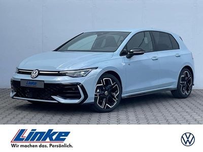Gebraucht VW Golf VIII R-line 150 PS (110 kW) 2025 Crystal ice blue metallic Limousine