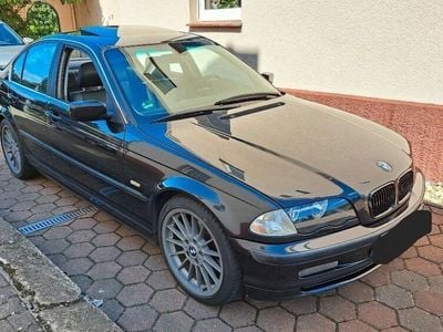 BMW 325