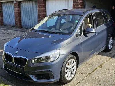 Gebraucht BMW 220 Gran Tourer Performance 192 PS (141 kW) 2016 Grau Van / Kleinbus