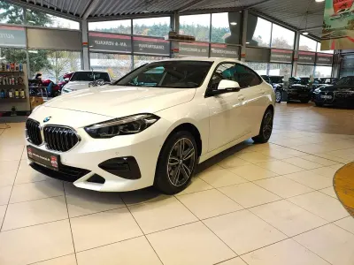 Gebraucht BMW 218 Sport Line 136 PS (100 kW) 2024 Weiß Coupé
