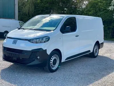 Gebraucht Fiat Scudo 177 PS (130 kW) 2025 Weiß Van