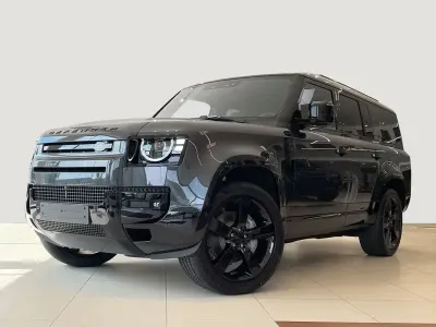 Neu Land Rover Defender Black Edition 249 PS (183 kW) 2026 Grau SUV