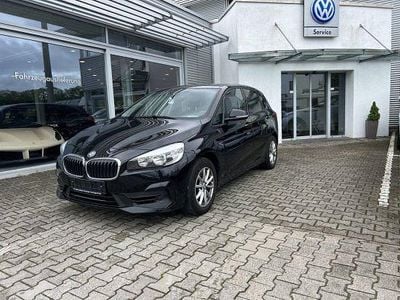 Schwarz Gebraucht 2018 BMW 218 Active Tourer Van / Kleinbus | 13.980 € (Guter Preis)
