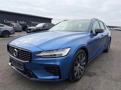 Blau Gebraucht 2021 Volvo V60 R-Design Kombi | 22.999 € (Superpreis)