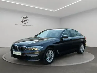 Gebraucht BMW 520 Sport Line 190 PS (139 kW) 2019 Grau Limousine