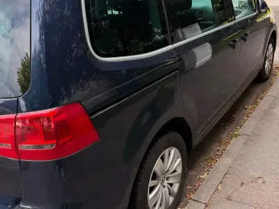 Gebraucht VW Sharan 140 PS (102 kW) 2013 Blau Van / Kleinbus