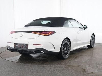 Gebraucht Mercedes CLE220 AMG 197 PS (144 kW) 2025 Weiß Cabrio