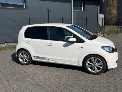 Gebraucht Skoda Citigo Cool Edition 60 PS (44 kW) 2017 Weiß Kleinwagen