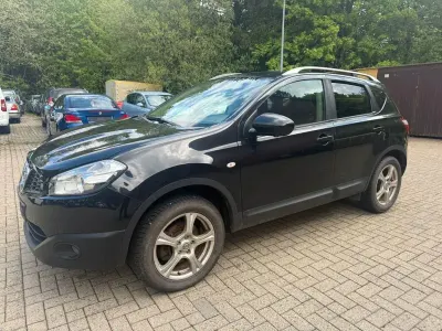 Gebraucht Nissan Qashqai I-Way 131 PS (96 kW) 2012 Schwarz SUV