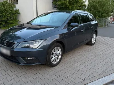 Gebraucht Seat Leon Style 116 PS (85 kW) 2020 Grau Limousine