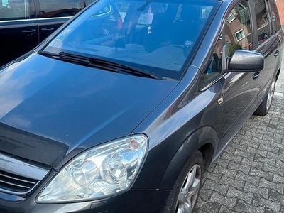 Gebraucht 2009 Opel Zafira Van / Kleinbus | 2.350 € (Etwas zu teuer)
