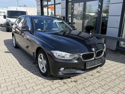 Gebraucht BMW 320 184 PS (135 kW) 2013 Schwarz Kombi