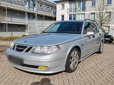Second-hand Saab 9-5 Aero 250 CP (183 kW) 2002 Argintiu Berlinǎ