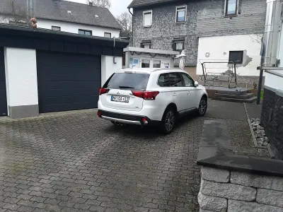 Gebraucht Mitsubishi Outlander 150 PS (110 kW) 2017 Weiß SUV