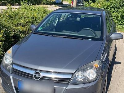 Gebraucht Opel Astra 105 PS (77 kW) 2007 Grau Kleinwagen