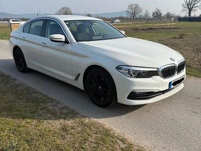 Gebraucht BMW 525 231 PS (169 kW) 2019 Weiß Limousine