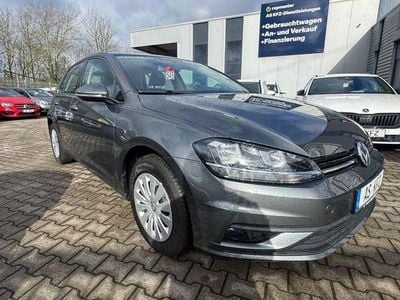 Gebraucht VW Golf VII Trendline 110 PS (80 kW) 2018 Grau Limousine