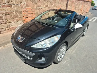 Gebraucht Peugeot 207 CC Roland Garros 120 PS (88 kW) 2010 Schwarz Cabrio