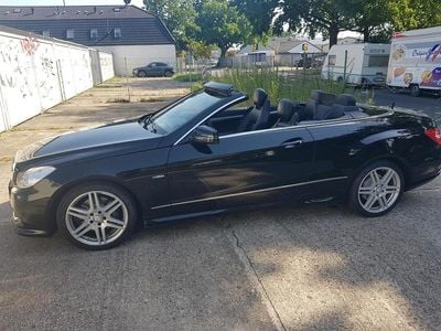 Mercedes E200