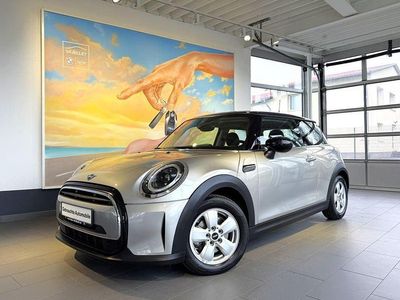 Gebraucht Mini Cooper Essential 136 PS (100 kW) 2023 Melting silver iii Kleinwagen