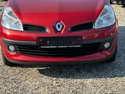 Gebraucht Renault Clio III Expression 75 PS (55 kW) 2006 Rot Limousine