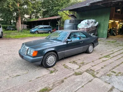 Gebraucht Mercedes E230 132 PS (97 kW) 1990 Coupé