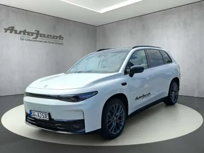 Gebraucht Leapmotor C10 215 PS (158 kW) 2026 Aussenfarbe: pearly white SUV