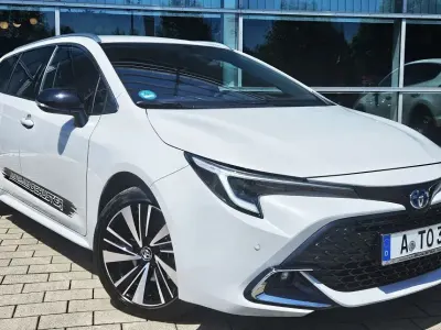 Gebraucht Toyota Corolla 178 PS (130 kW) 2025 Dynamic grey metallic Kombi